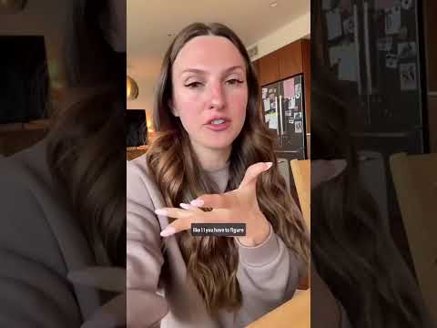 Writing Specific Hooks for Selling Digital Products